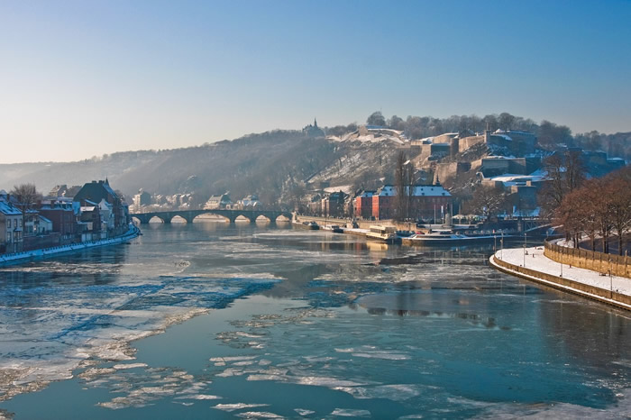 Fleuve de la Meuse de Namur Wallonie Belgique